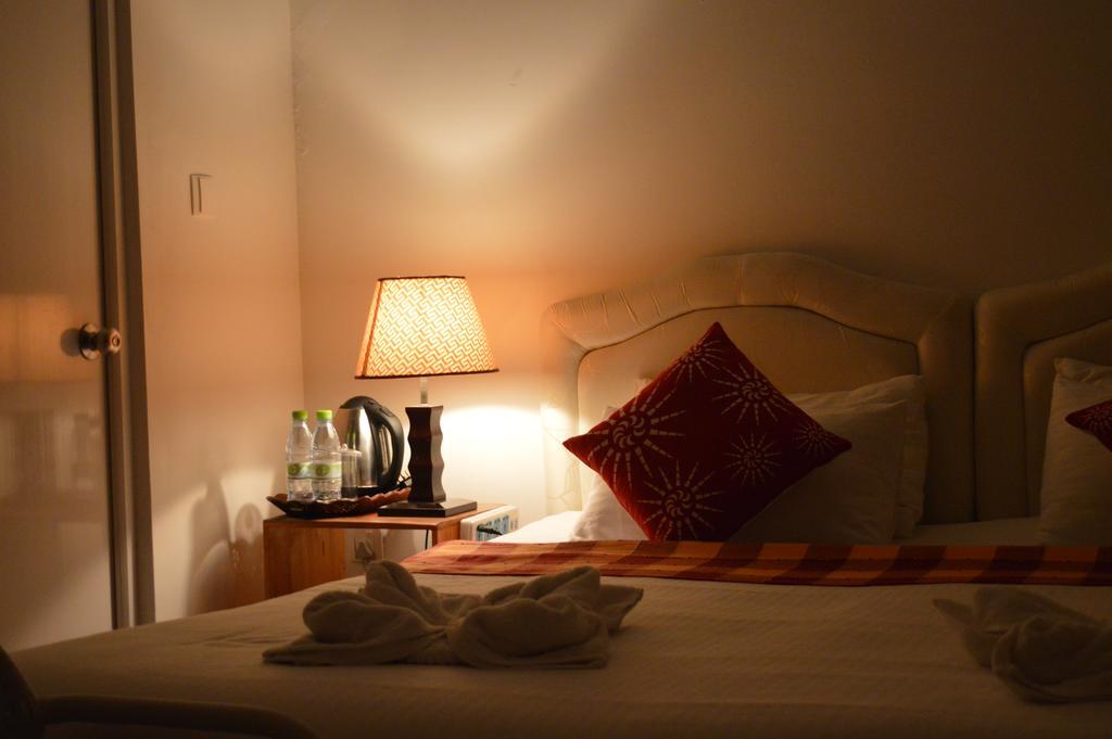 Sun Shine View Hotel Maafushi Exterior foto