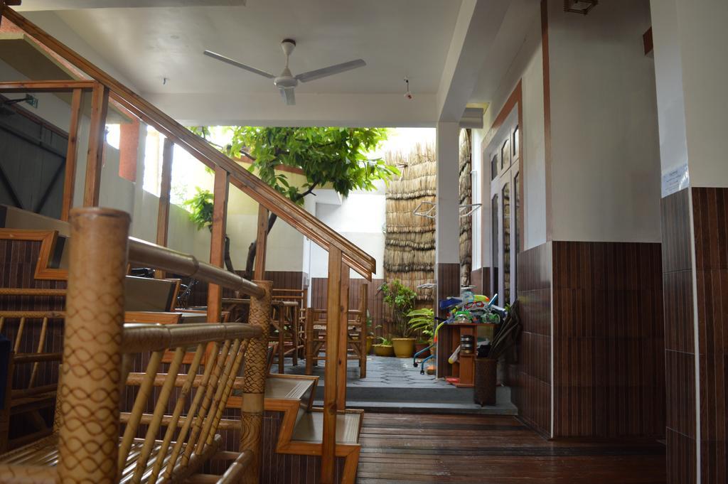 Sun Shine View Hotel Maafushi Exterior foto