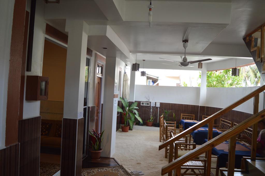 Sun Shine View Hotel Maafushi Exterior foto